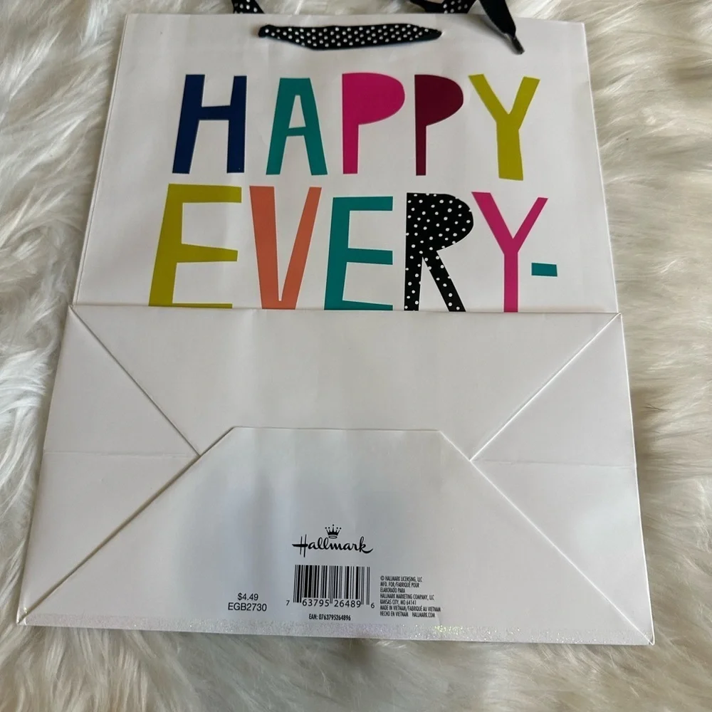 🩷5/$10 Colorful Celebration Gift Bag
